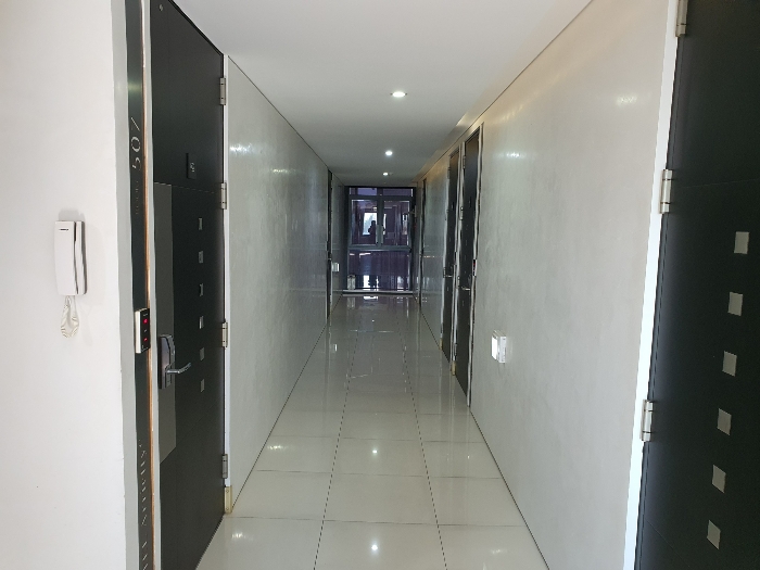 [건물 4층 복도 : 현칭 5층]