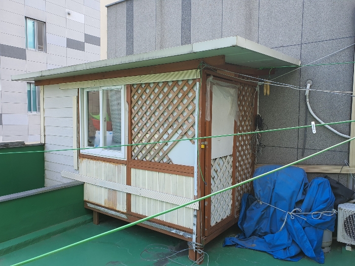 [제시외 건물 : 일련번호 (ㄱ)]