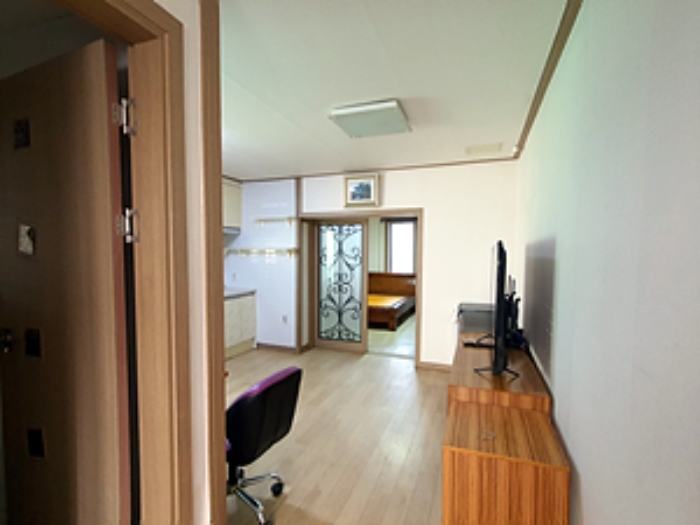 3층 제시외 경량철골조 판넬지붕 단층 주택 내부