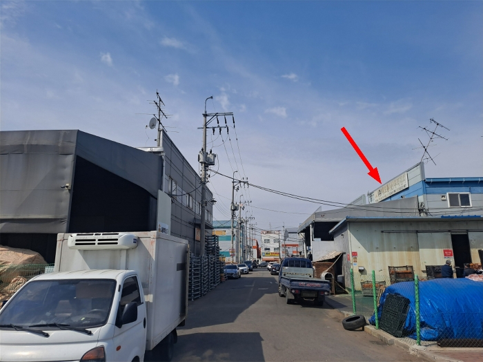 [ 주위전경 - 남동측에서 촬영 ]