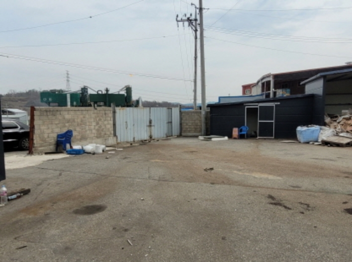 별지목록 7, 8 공장쪽에서 문쪽으로 본 모