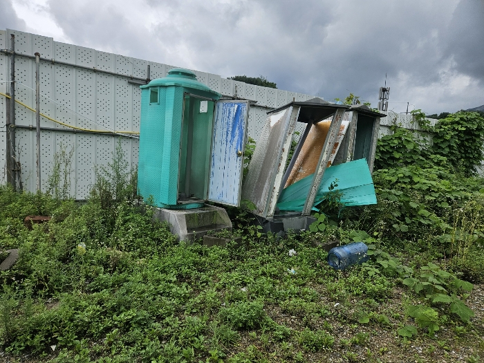 제시외 간이 화장실