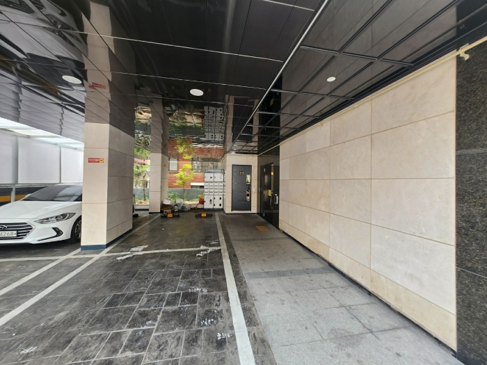 본건 주차장 및