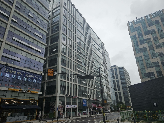 본건 기호1,2 유-테크 씨타워 주변의 모습