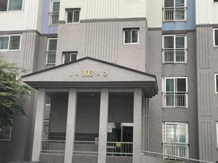 103동 공동출입구