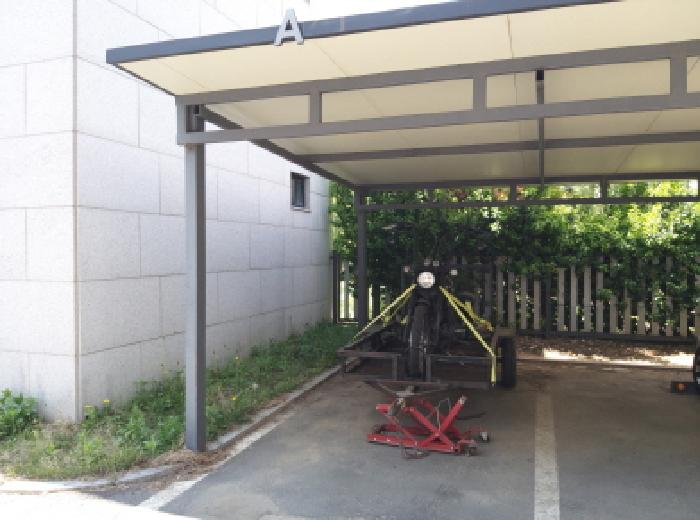 * 본건 목적물 전경(주차시설)