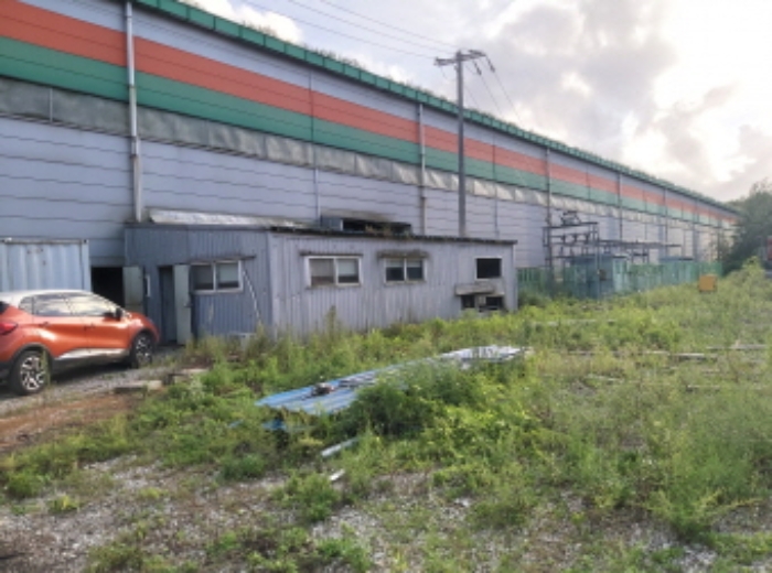 * 본건 목적물1. 지상 컨테이너 구조물 전경