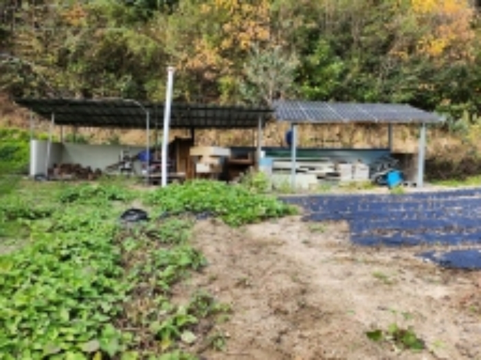 본건 7 제시외 파이프조강판지붕 창고 및 경량철골조태양열집열판지붕 태양광시설