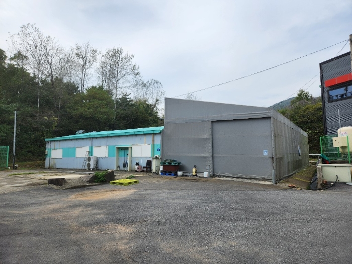 기호(2-가) 및 제시 외 건물(ㅁ)