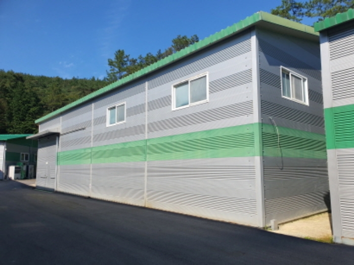 부동산표시 3번 창고시설 전경