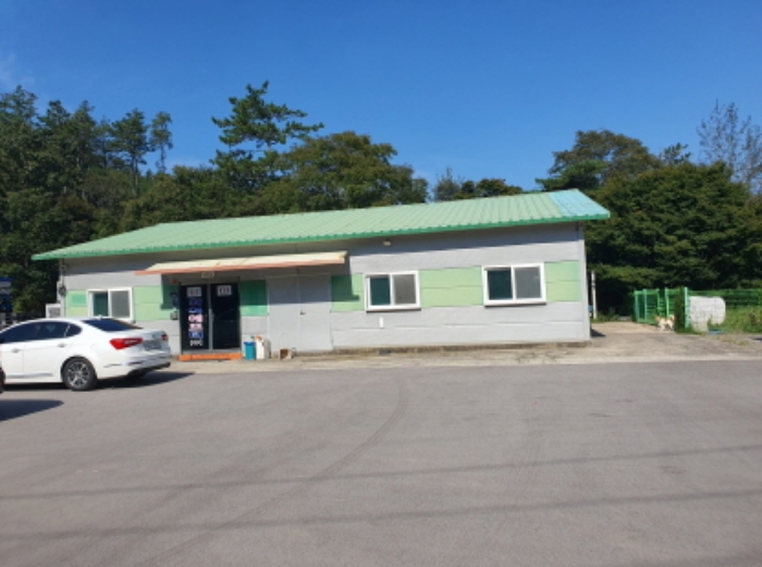 부동산표시 6,7번 제2종근린생활시설 전경