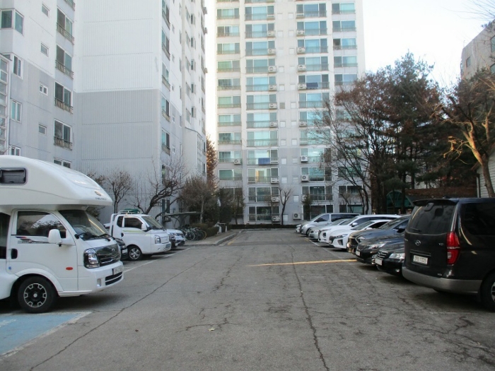 단 지 내 환 경