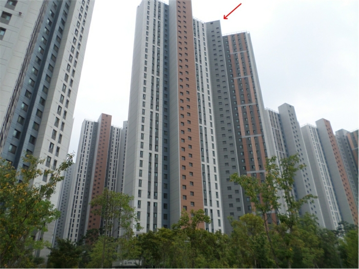 본건이 속한 건물의 전경