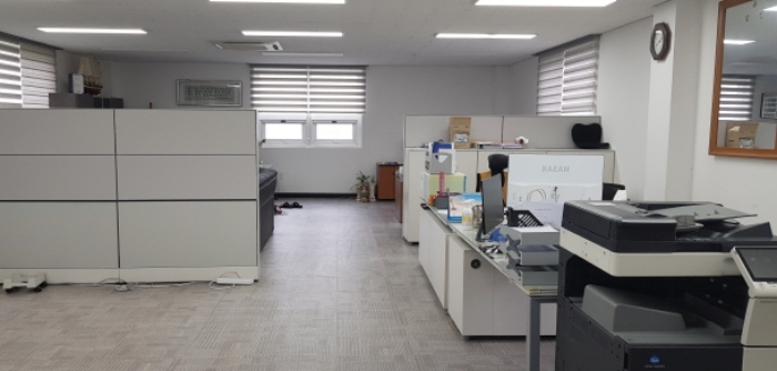 목록2. 2층 내부 전경