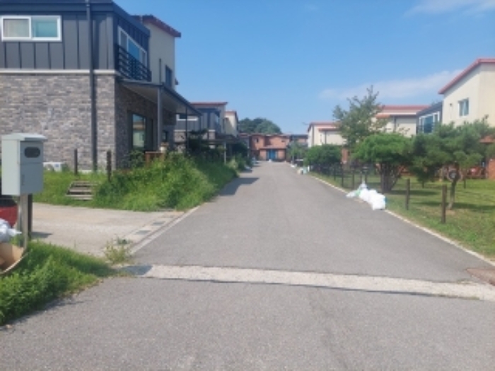 이건 부동산 도로