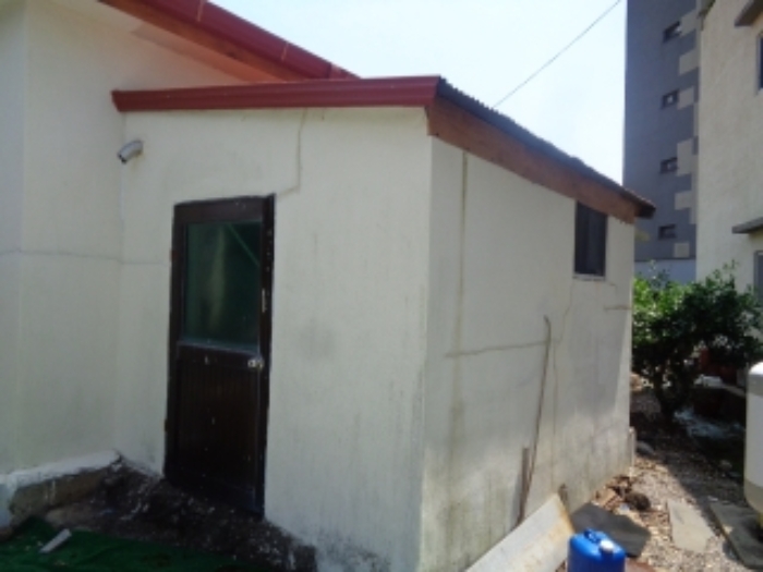 소재지1(색달동 1977-4) 지상 제시외 건물(ㅇ)