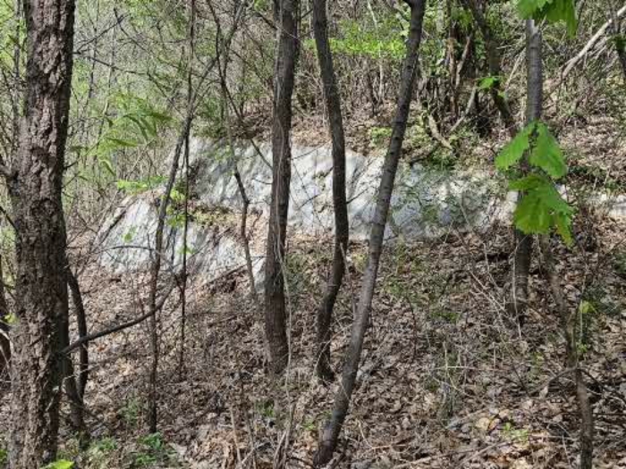 기호 3 지상 묘역 석축 부분