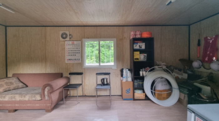 제시외 건물 1.의 내부