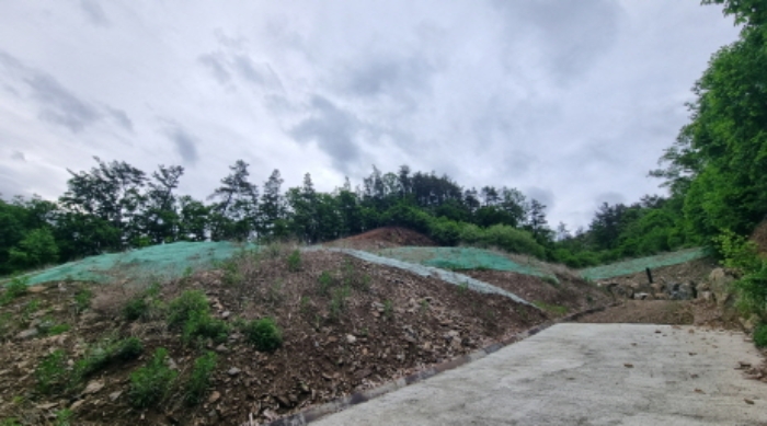 목록 1. 토지(도로쪽에서 본 모습)