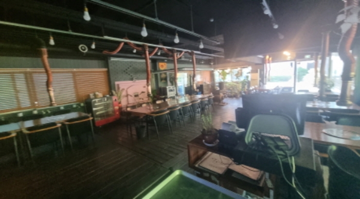 목록 2. 건물의 1층 식당