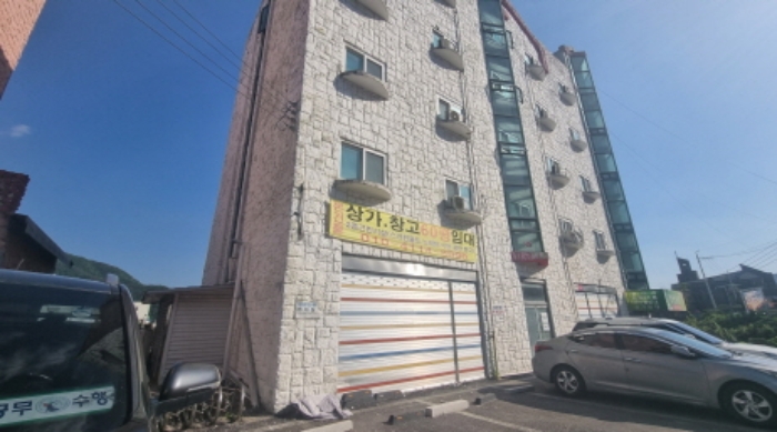 목록 1. 건물 중 1층 모습