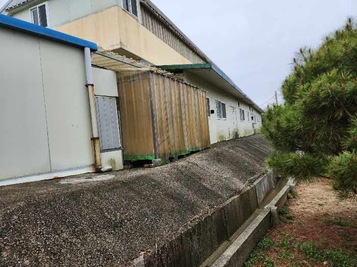 제시외 건물 ㉠,㉡,㉫