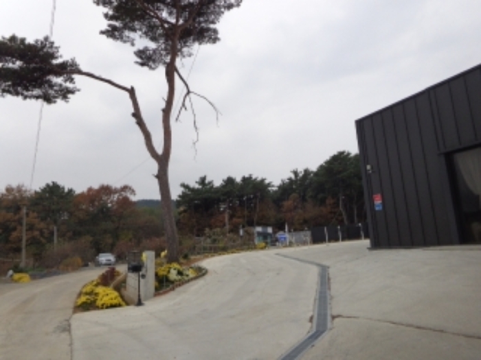 [목록 9] 남동쪽에서 바라본 모습