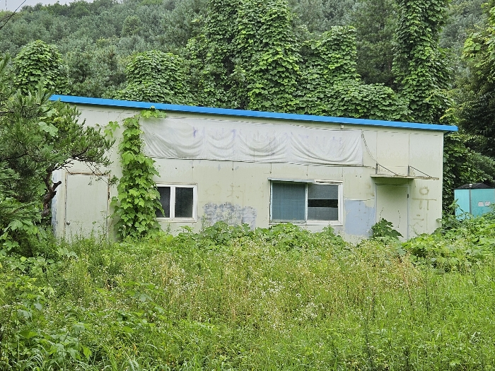 제시외 건물(현장사무실, 간이 W.C)