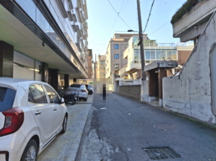 주변 도로 모습2