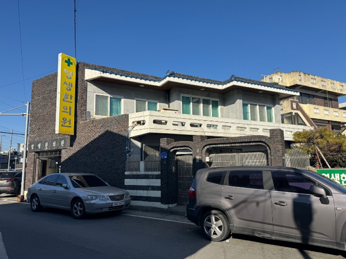 본건 남서측 전경