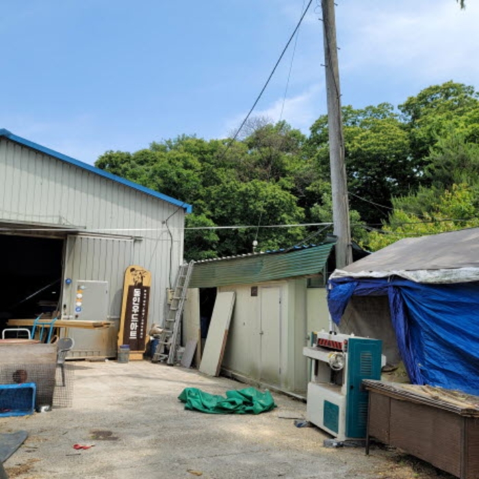 본건 건물 및 제시외 건물 전경