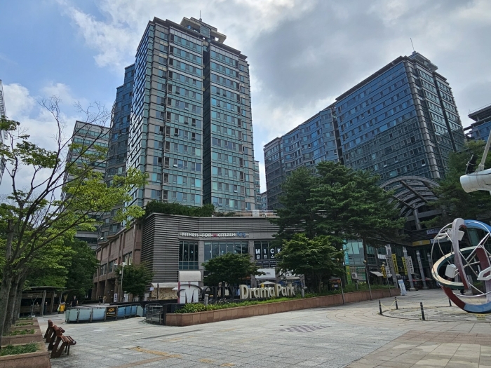 대상물건 건물 전경