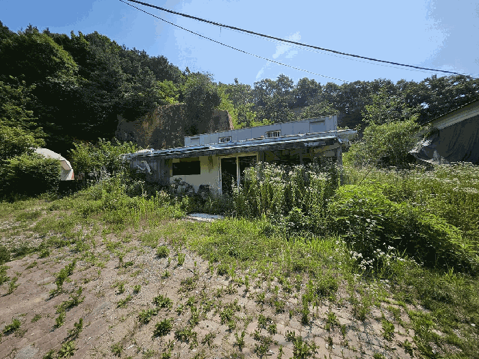 제시외 건물㉡ 전경