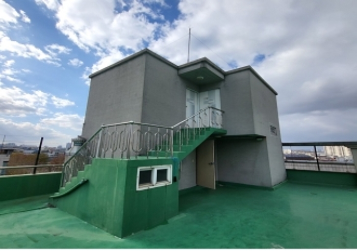 제시외 건물 ㉠