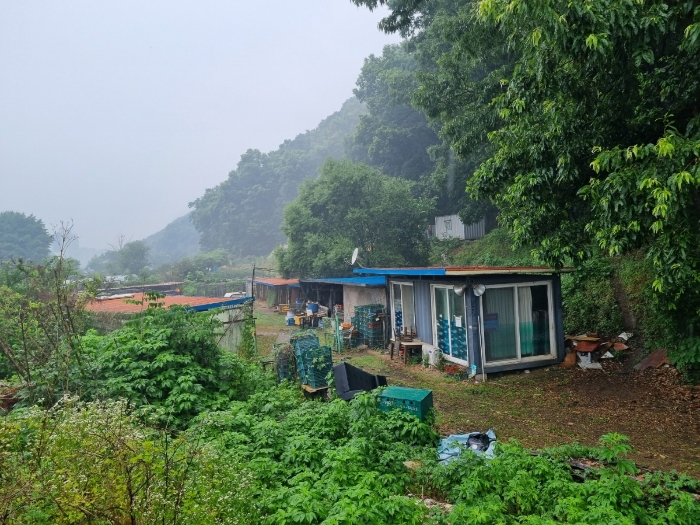 본건 제시외건물 부분