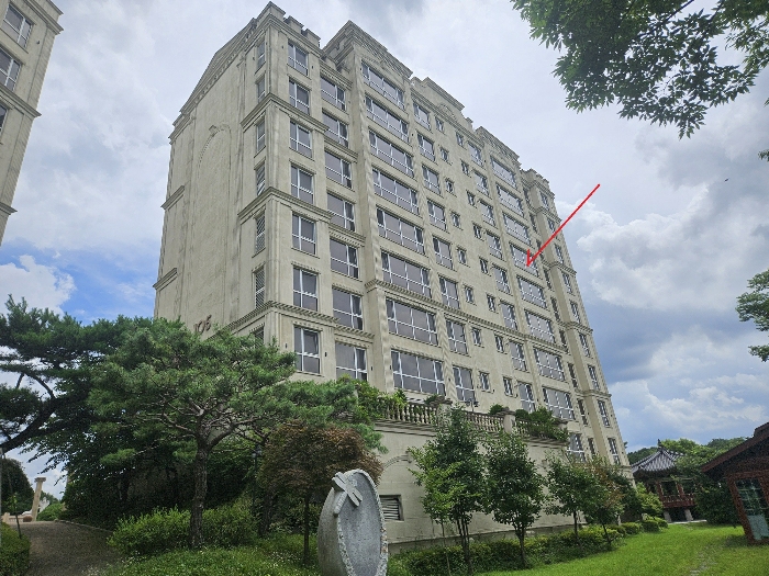 본건(서측에서 촬영)