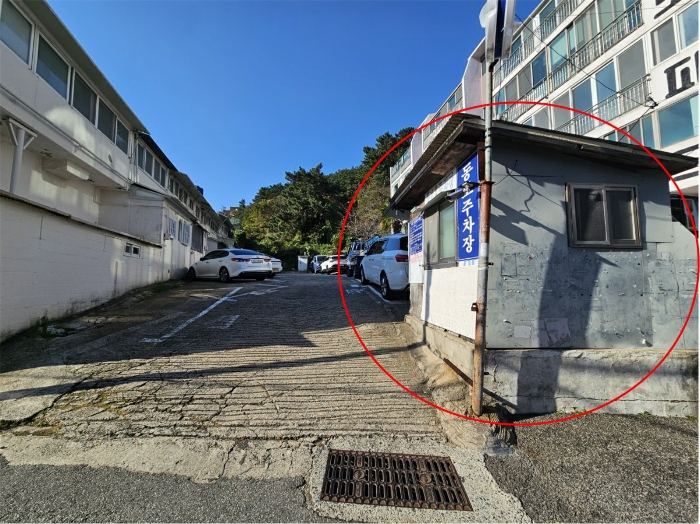 기호(1) 및 제시외건물(ㄱ)