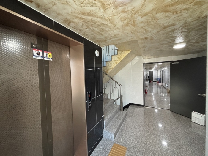 본건물 6층 복도전경
