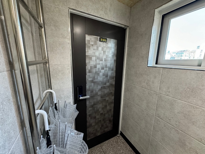 대상물건 일련번호 가) 5층 현관문