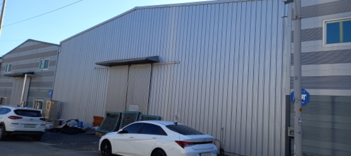 제시외 건물(목록 2. 와 목록 3. 단층공장 사이)