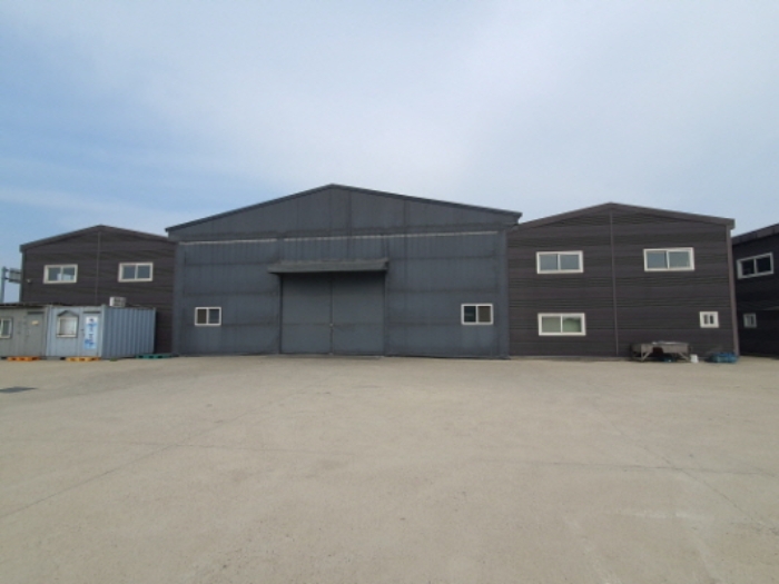 목록 3,4.부동산 및 목록 3,4.부동산 사이 제시외 천막