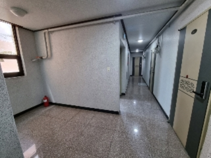 목록 2. 건물 5층 복도