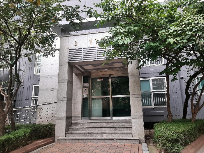 호계이-편한세상아파트 제115동 3,4호 제1층 출입구