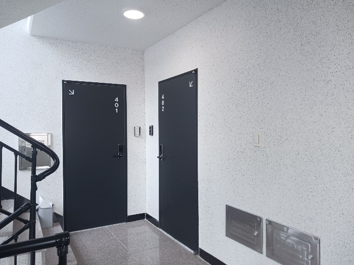 기호(1) 4층 복도 근경