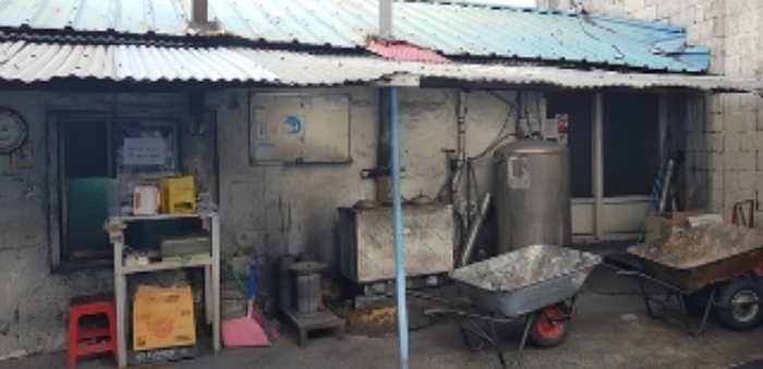 8번 부동산(단층창고)의 모습