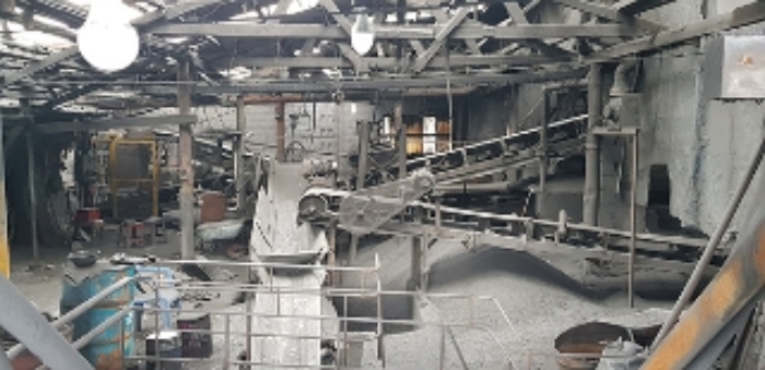 5번 부동산(단층공장)의 내부 공장 및 광업재단저당법 제6조 목록 제9호 등 모습(1)