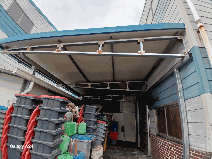 제시외건물 ㄱ)