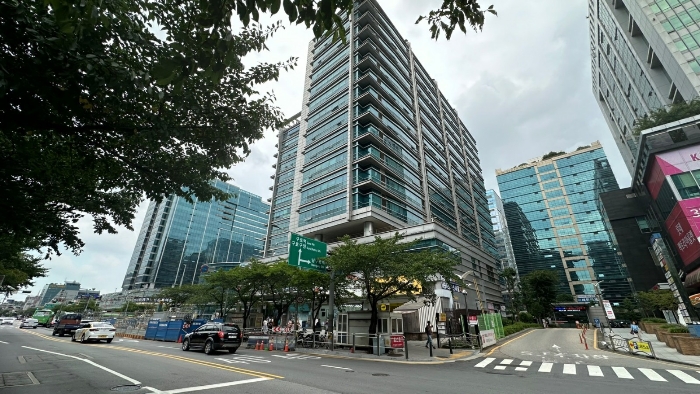 대상 물건이 속한 건물 전경 (2)