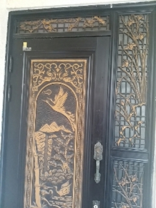 세대출입문(2층 301호)