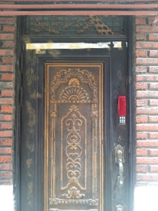 세대출입문(지층 101호)